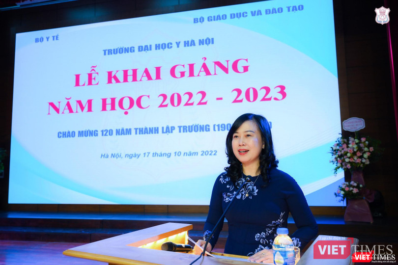 Bà Đào Hồng Lan phát biểu tại lễ khai giảng năm học 2022 - 2023 của Trường Đại học Y Hà Nội, ngày 17/10/2022 Bà Đào Hồng Lan phát biểu tại lễ khai giảng năm học 2022 - 2023 của Trường Đại học Y Hà Nội, ngày 17/10/2022