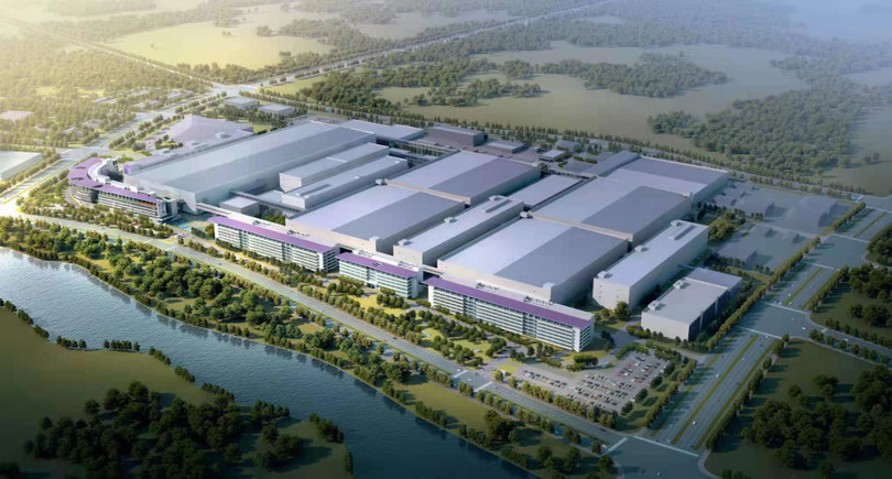 Các nhân viên các nhà cung cấp thiết bị chip của Mỹ đã triệt thoái khỏi Công ty YMTC ở tỉnh Hồ Bắc, Trung Quốc (Ảnh: Sina). Các nhân viên các nhà cung cấp thiết bị chip của Mỹ đã triệt thoái khỏi Công ty YMTC ở tỉnh Hồ Bắc, Trung Quốc (Ảnh: Sina).