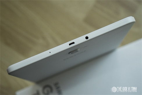 Cận cảnh máy tính bảng Samsung Galaxy A 2016 hỗ trợ S Pen