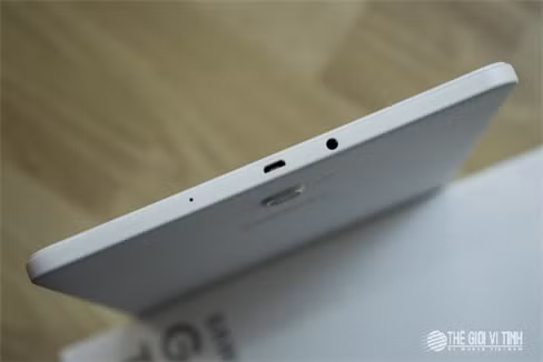 Cận cảnh máy tính bảng Samsung Galaxy A 2016 hỗ trợ S Pen