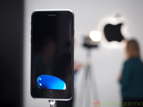 Đồng hồ Android Wear 'làm khó' iPhone 7? ảnh 1 Đồng hồ Android Wear 'làm khó' iPhone 7? ảnh 1