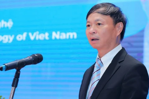 Thứ trưởng Bộ Khoa học và Công nghệ Hoàng Minh