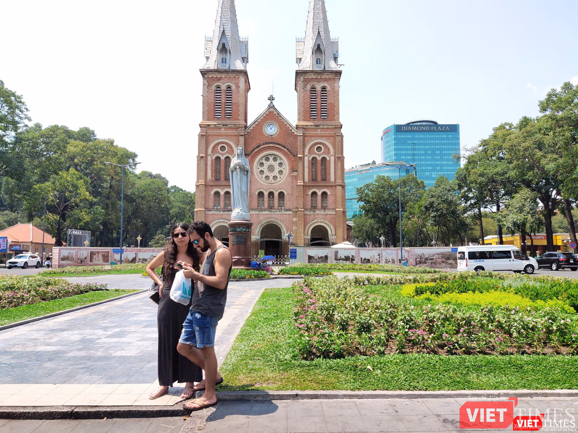 Theo bà Ánh Hoa, Sở Du lịch sẽ truyền thông mạnh hơn tới các du khách lẻ chưa đeo khẩu trang
