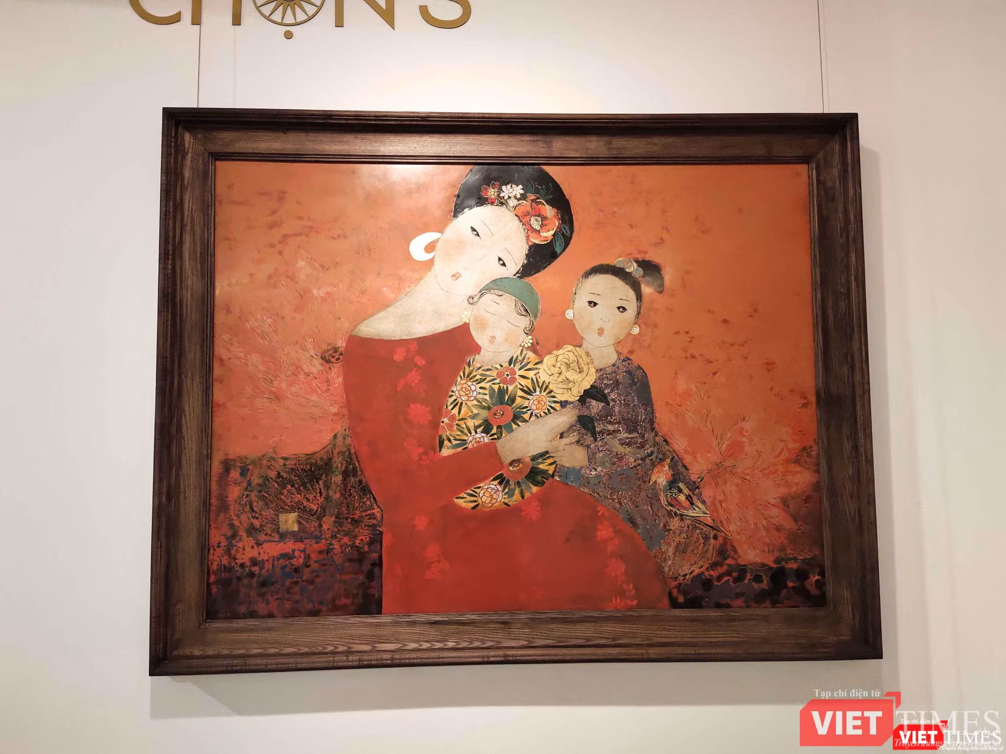 Sắc màu xuân trong tháng trưng bày tranh Tết