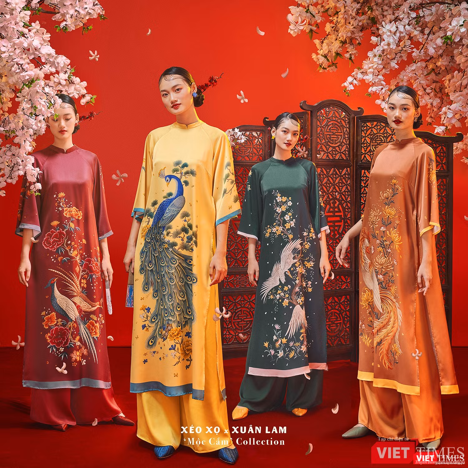 Tranh Tứ Bình được họa sĩ Xuân Lam sáng tạo trên áo dài xuân Tranh Tứ Bình được họa sĩ Xuân Lam sáng tạo trên áo dài xuân