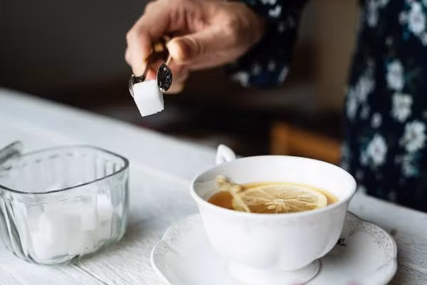 Xu hướng bổ sung nước thường được bổ sung thêm cả một lượng đường vào cơ thể