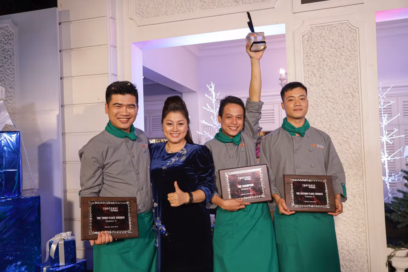 Các giám khảo vui cùng Top 3 của Top Chef Việt Nam 2019 Các giám khảo vui cùng Top 3 của Top Chef Việt Nam 2019