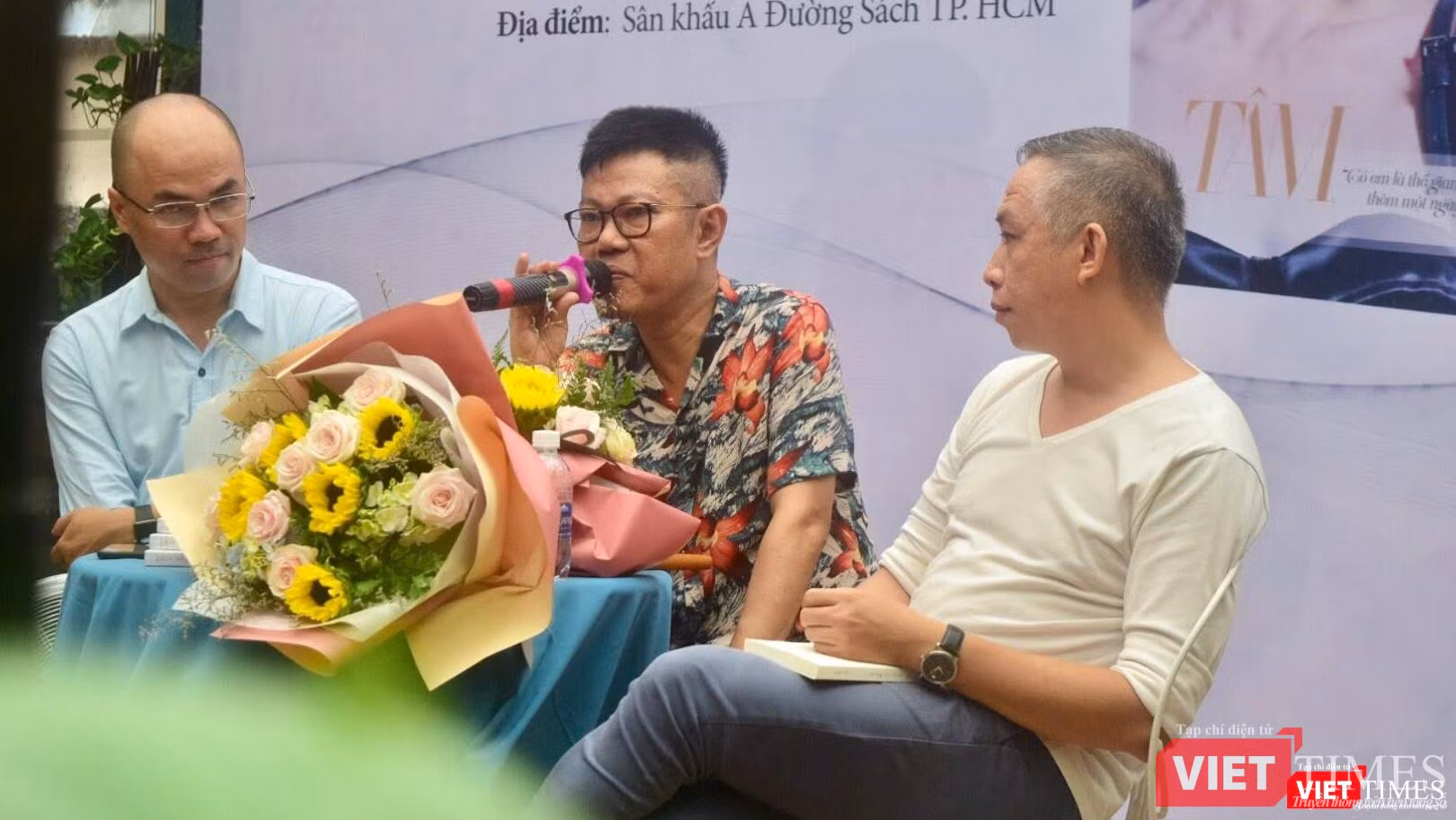 Nhạc sĩ Quốc Bảo nói về những kỷ niệm với Mỹ Tâm Nhạc sĩ Quốc Bảo nói về những kỷ niệm với Mỹ Tâm
