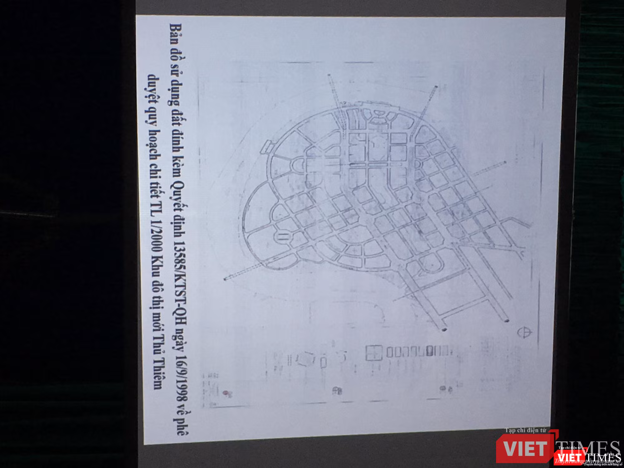 Bản đồ sử dụng đất đính kèm Quyết định 13585/KTST-QH ngày 16/9/1998 về phê duyệt quy hoạch chi tiết TL 1/2000 Khu đô thị mới Thủ Thiêm (tài liệu cung cấp tại họp báo) Bản đồ sử dụng đất đính kèm Quyết định 13585/KTST-QH ngày 16/9/1998 về phê duyệt quy hoạch chi tiết TL 1/2000 Khu đô thị mới Thủ Thiêm (tài liệu cung cấp tại họp báo)