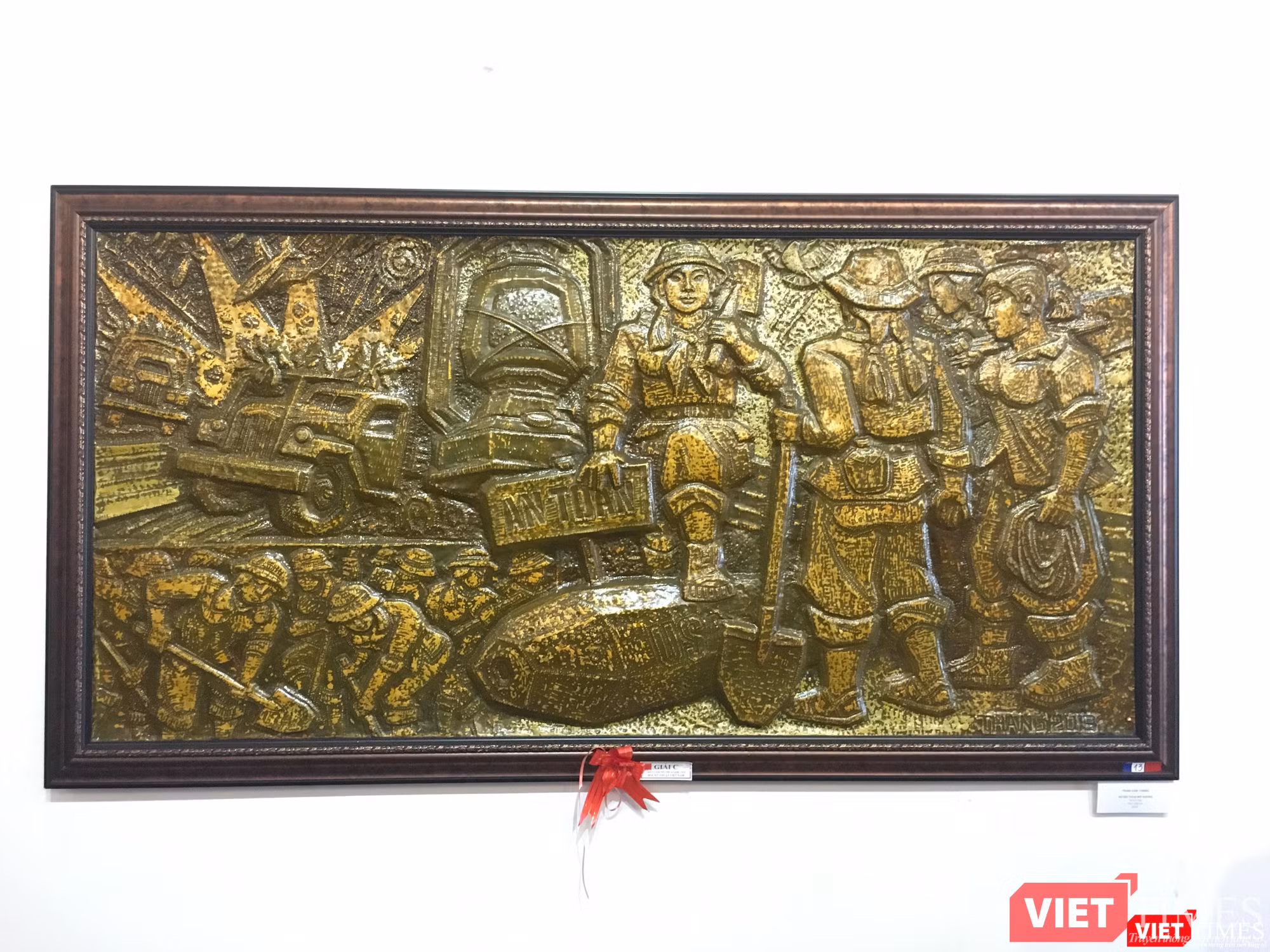 "Huyền thoại mở đường" - Phan Văn Thăng "Huyền thoại mở đường" - Phan Văn Thăng