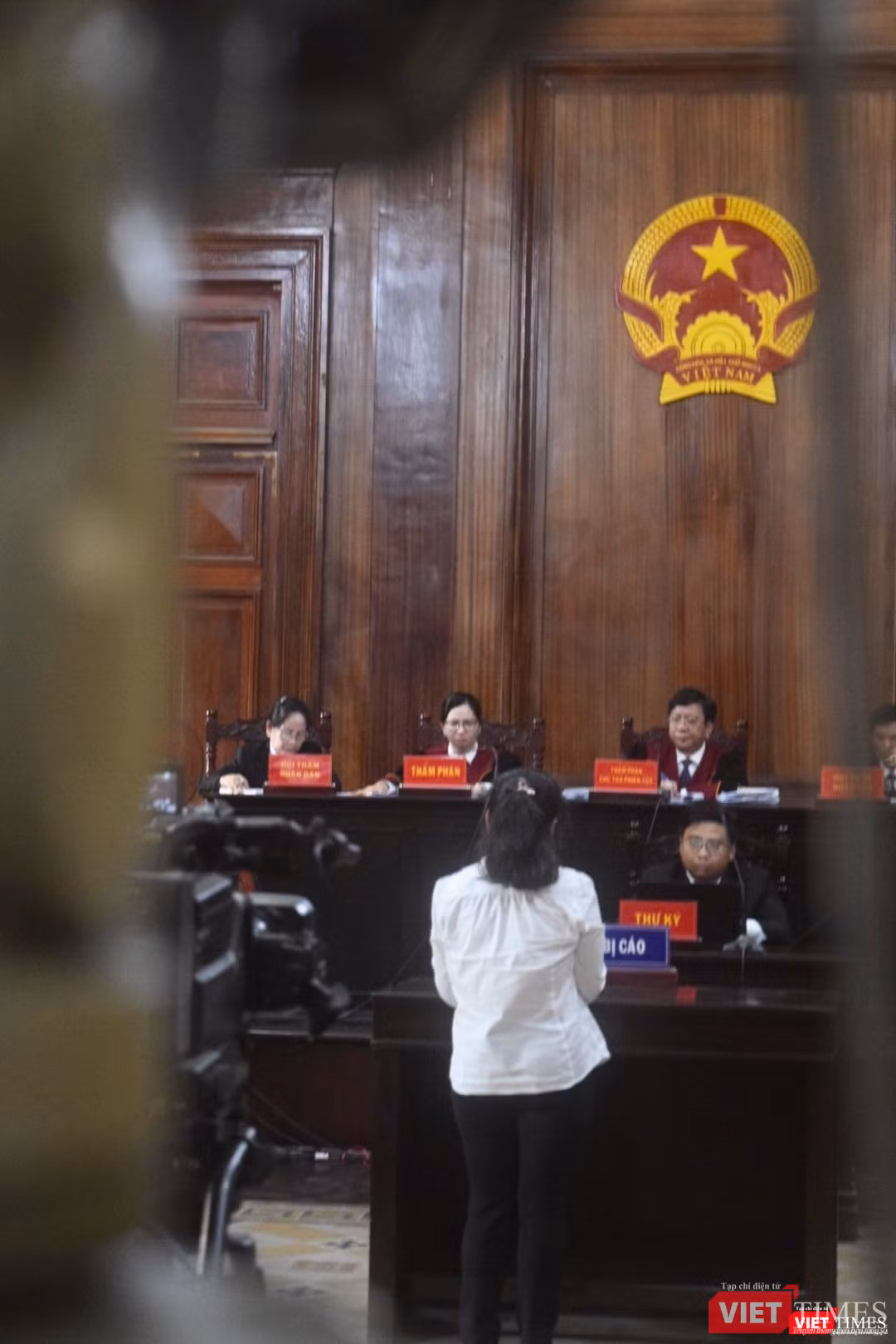 Bị cáo Lê Thị Vũ Phương bị đề nghị mức phạt tù 6-7 năm Bị cáo Phạm Quỳnh Trang bị đề nghị mức phạt tù 3-4 năm