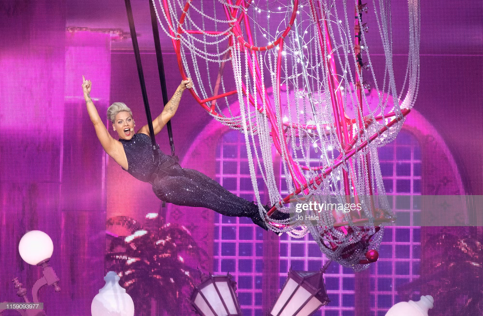 Pink Performs tại sân vận động Wembley (London - Anh) 