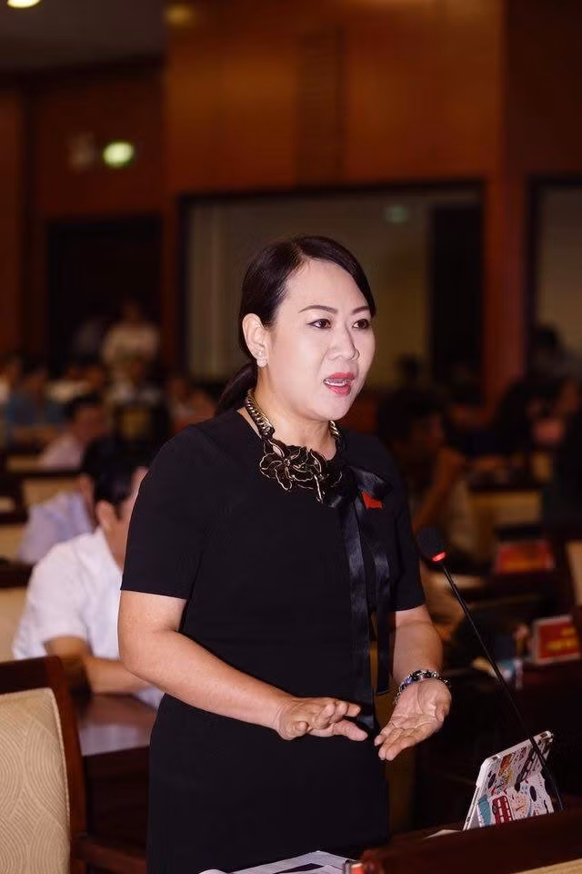 PGS.TS Phan Thị Hồng Xuân (Ảnh: Phạm Nguyễn) Bà Phan Thị Hồng Xuân (Ảnh: Phạm Nguyễn)