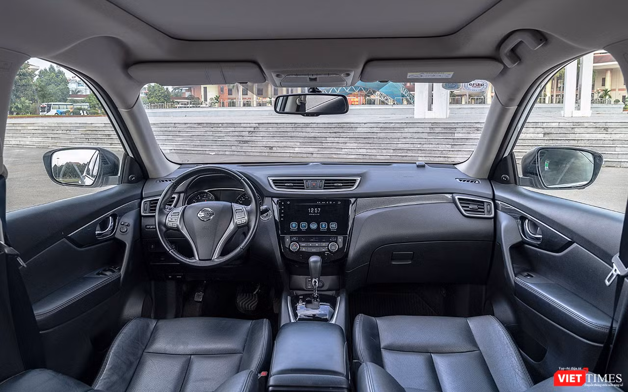Nội thất X-Trail V-Series không có sự thay đổi về thiết kế mà chỉ được gia tăng thêm các tiện ích cho khách hàng. Nội thất X-Trail V-Series không có sự thay đổi về thiết kế mà chỉ được gia tăng thêm các tiện ích cho khách hàng.