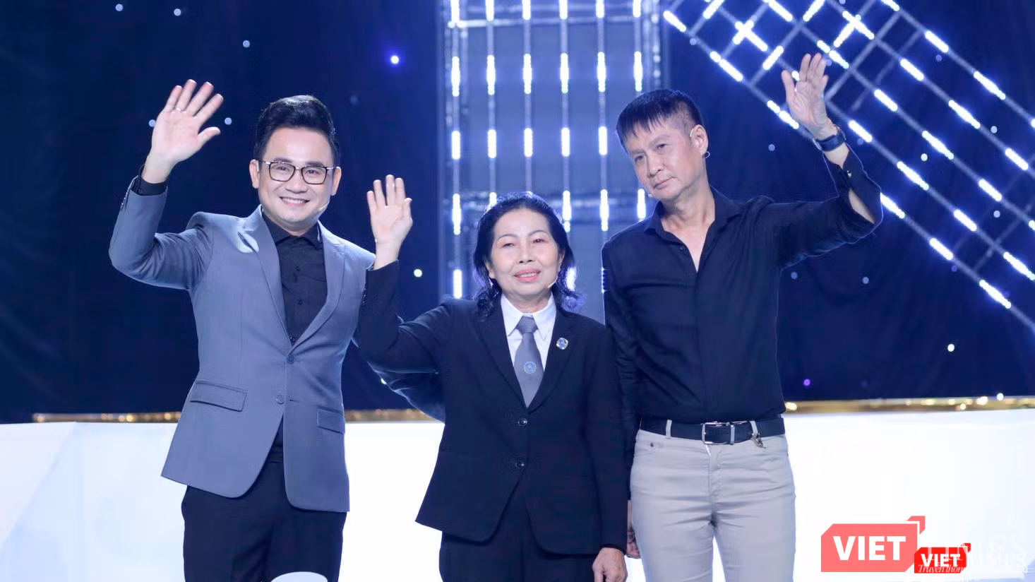 Luật sư Trần Thị Ngọc Nữ (giữa) và đạo diễn Lê Hoàng (bên phải ảnh) cùng lên tiếng mạnh mẽ về nạn ấu dâm Luật sư Trần Thị Ngọc Nữ (giữa) và đạo diễn Lê Hoàng (bên phải ảnh) cùng lên tiếng mạnh mẽ về nạn ấu dâm