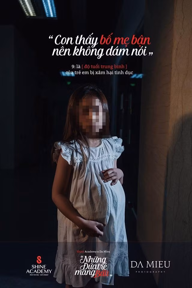 Có nhiều cách để thể hiện nội dung về nạn ấu dâm hơn là công bố rõ mặt các người mẫu, đặc biệt là dưới mỗi ảnh đều dày đặc thông tin quảng bá ekip Có nhiều cách để thể hiện nội dung về nạn ấu dâm hơn là công bố rõ mặt các người mẫu, đặc biệt là dưới mỗi ảnh đều dày đặc thông tin quảng bá ekip