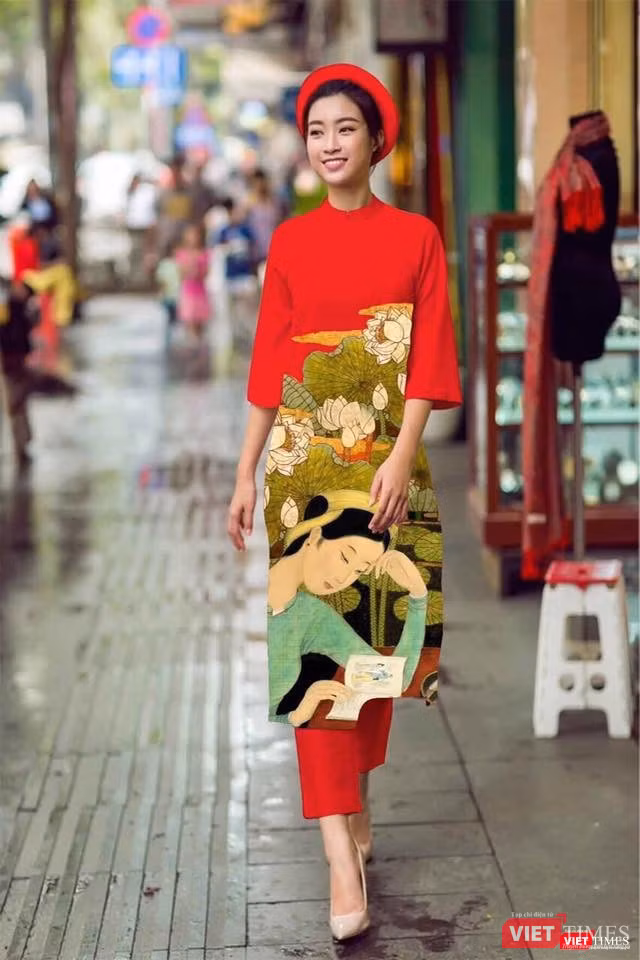 Tranh gốc "Ao sen" của họa sĩ Bùi Trọng Dư đã bị cắt ghép, in chồng lên hình ảnh một cô gái đang đọc sách Tranh gốc "Ao sen" của họa sĩ Bùi Trọng Dư đã bị cắt ghép, in chồng lên hình ảnh một cô gái đang đọc sách