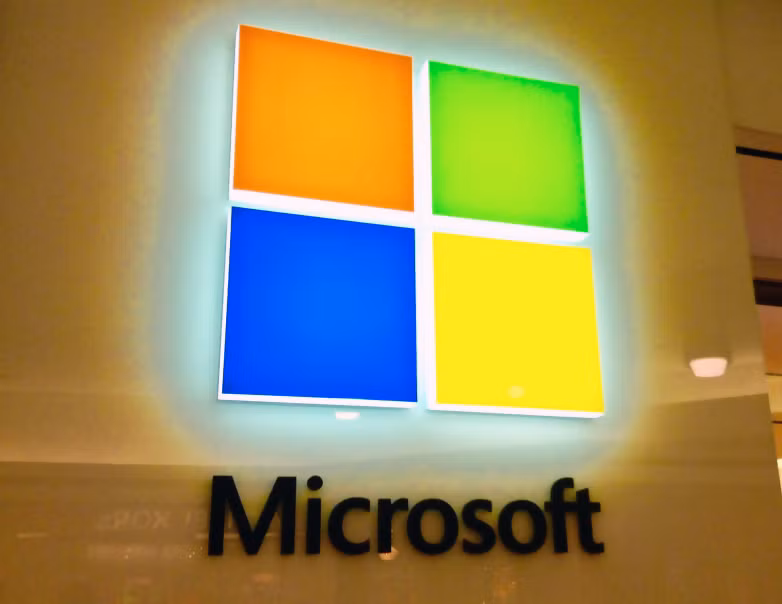 Người dùng cảm thấy khó chịu khi họ không thể can thiệp vào việc cập nhật Windows 10 (ảnh BGR)