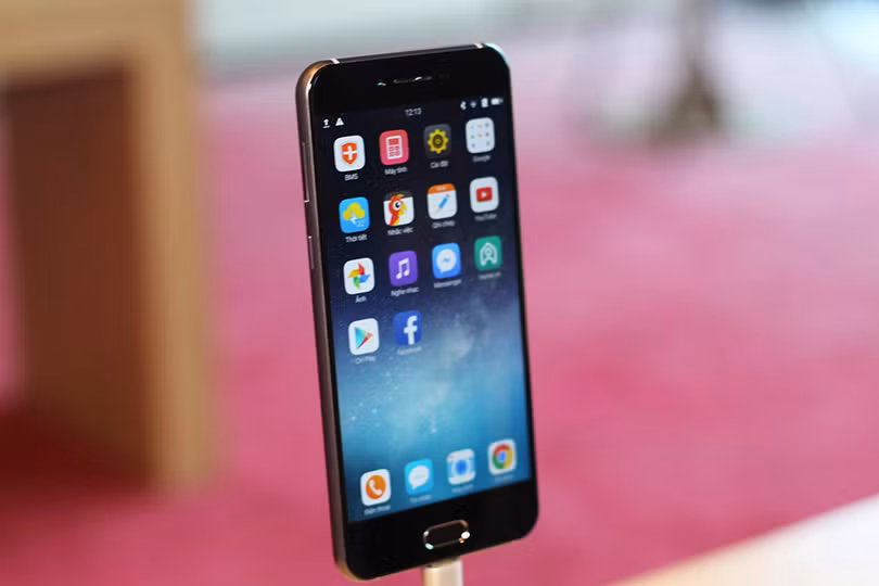 Video trên tay và ảnh thực tế Bphone 2017 ảnh 1