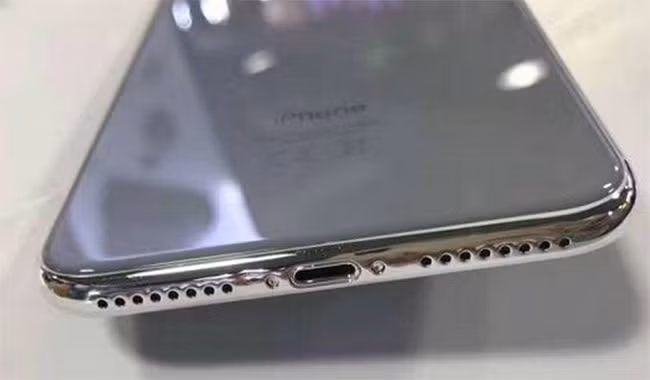 Xuất hiện hình ảnh iPhone 7s Plus với mặt lưng bằng kính ảnh 2