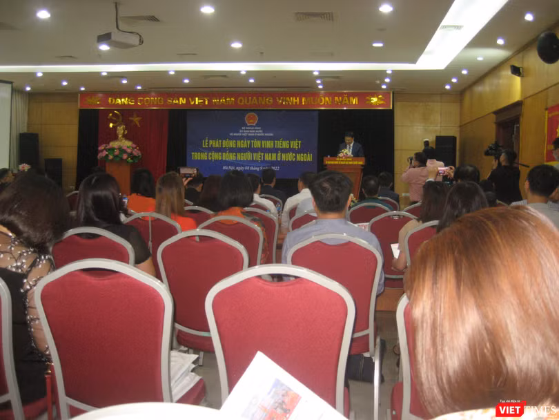 Ông Phạm Quang Hiệu – Thứ trưởng Bộ Ngoại giao, Chủ nhiệm Uỷ ban Nhà nước về người Việt Nam ở nước ngoài phát động buổi lễ
