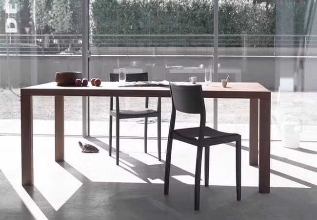 Hình ảnh mô phỏng loại bàn mới của Apple, nhưng chiều dài sẽ gấp đôi loại này (Ảnh Arco) Hình ảnh mô phỏng loại bàn mới của Apple, nhưng chiều dài sẽ gấp đôi loại này (Ảnh Arco)