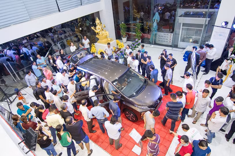 Ra mắt chưa lâu nhưng Mitsubishi Xpander đã tạo ra cơn sốt trên thị trường ô tô Việt 