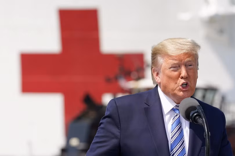 Tổng thống Trump "dịu giọng" trước tình hình dịch bệnh (Ảnh: Reuters)