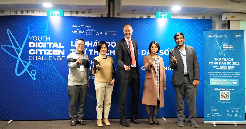 Lãnh đạo UNDP và Cục Phát triển Thị trường và Doanh nghiệp Khoa học Công nghệ tại lễ phát động cuộc thi