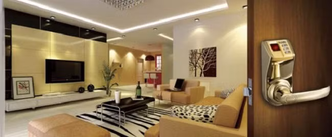 Chủ nhà khiến những tên trộm phát khóc với khóa vân tay.