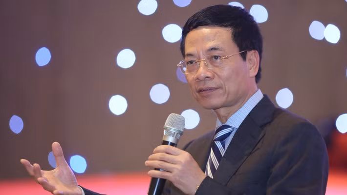 Quyền Bộ trưởng Bộ Thông tin - Truyền thông Nguyễn Mạnh Hùng (ảnh: VnEconomy)
