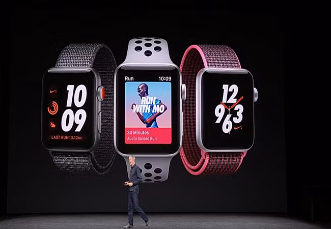 Apple Watch Series 3 và Fitbit Ionic là hai dòng đồng hồ thông minh hiện đại nhất hiện nay (ảnh Google)