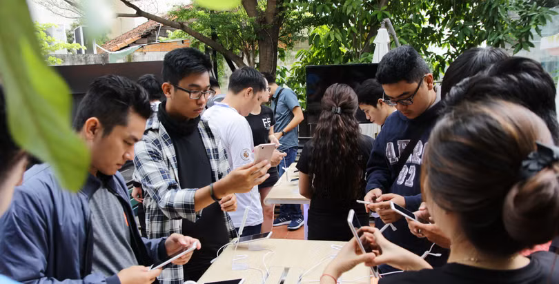 Trải nghiệm chụp ảnh, “chiến” game Liên Quân Mobile với Oppo F5 ảnh 5