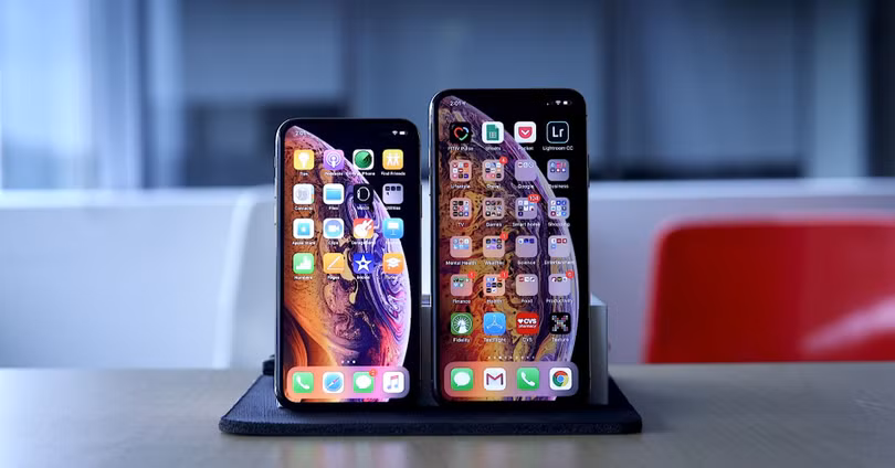 iPhone XS Max có màn hình khá lớn, lên tới 6,5 inch (ảnh minh họa: CNBC)