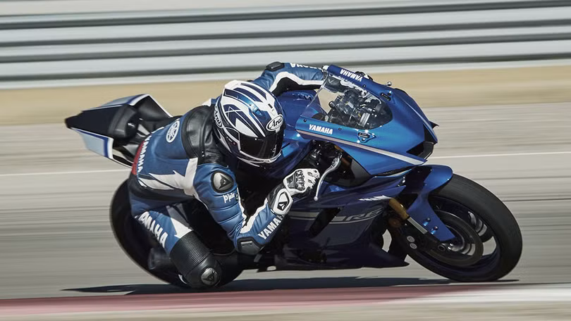 Chi tiết mô tô Yamaha YZF-R6 thế hệ 2017 với thiết kế lột xác ảnh 2 Chi tiết mô tô Yamaha YZF-R6 thế hệ 2017 với thiết kế lột xác ảnh 2