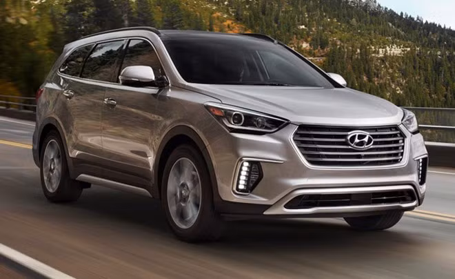 7. Hyundai: Với sự xuất hiện của Santa Fe trong danh sách, thứ hạng của nhà sản xuất ôtô Hàn Quốc Hyundai cũng đã tăng 2 bậc lên vị trí thứ 7. Hãng này có 7 model đượcConsumer Reportsđánh giá cao cùng số điểm tin cậy là 66. 7. Hyundai: Với sự xuất hiện của Santa Fe trong danh sách, thứ hạng của nhà sản xuất ôtô Hàn Quốc Hyundai cũng đã tăng 2 bậc lên vị trí thứ 7. Hãng này có 7 model đượcConsumer Reportsđánh giá cao cùng số điểm tin cậy là 66.