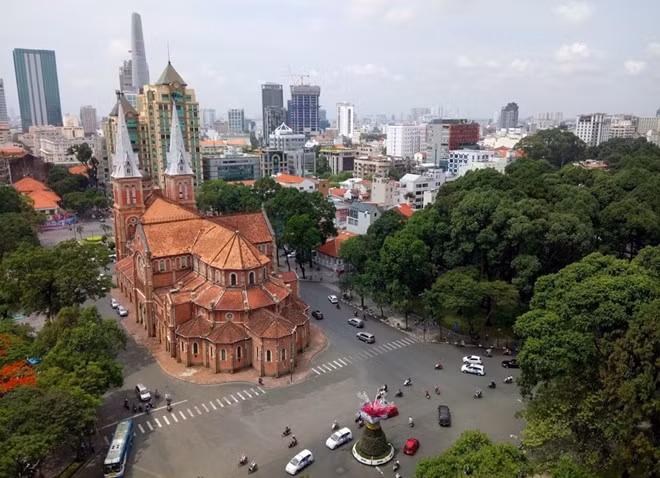 Chế độ HDR trên Galaxy J7 Prime giúp người dùng chụp được những bức ảnh nhiều chi tiết ở cả vùng tối và sáng. Màu sắc tổng thể của ảnh không quá rực rỡ mà thể hiện khá tự nhiên và chân thực. Theo Zing Chế độ HDR trên Galaxy J7 Prime giúp người dùng chụp được những bức ảnh nhiều chi tiết ở cả vùng tối và sáng. Màu sắc tổng thể của ảnh không quá rực rỡ mà thể hiện khá tự nhiên và chân thực. Theo Zing