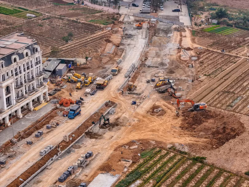 Nghịch lý trong giao đất theo tiến độ