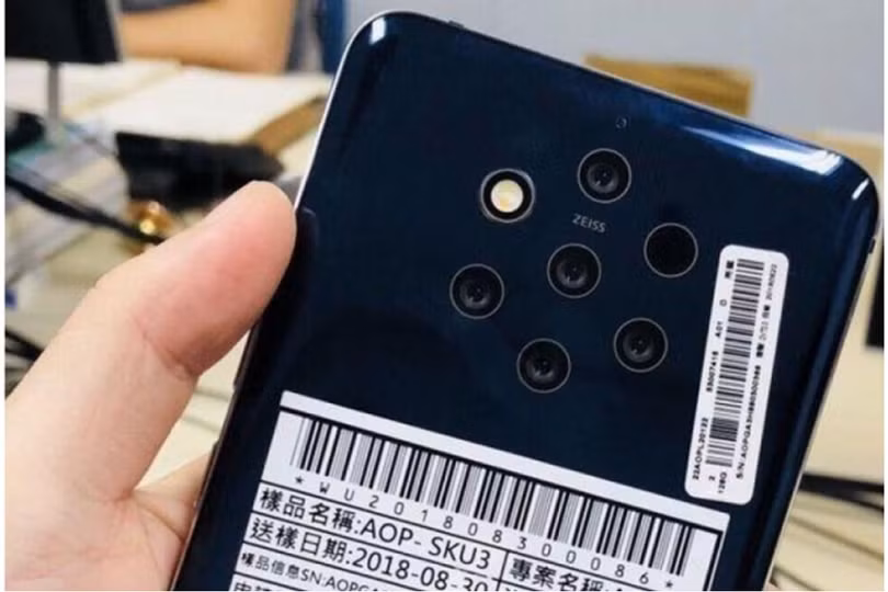 Cụm 5 camera của Nokia 9 PureView (ảnh: Phone Arena)