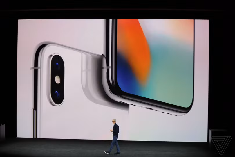 iPhone X giá từ 999 USD, lên kệ vào 3/11 ảnh 1