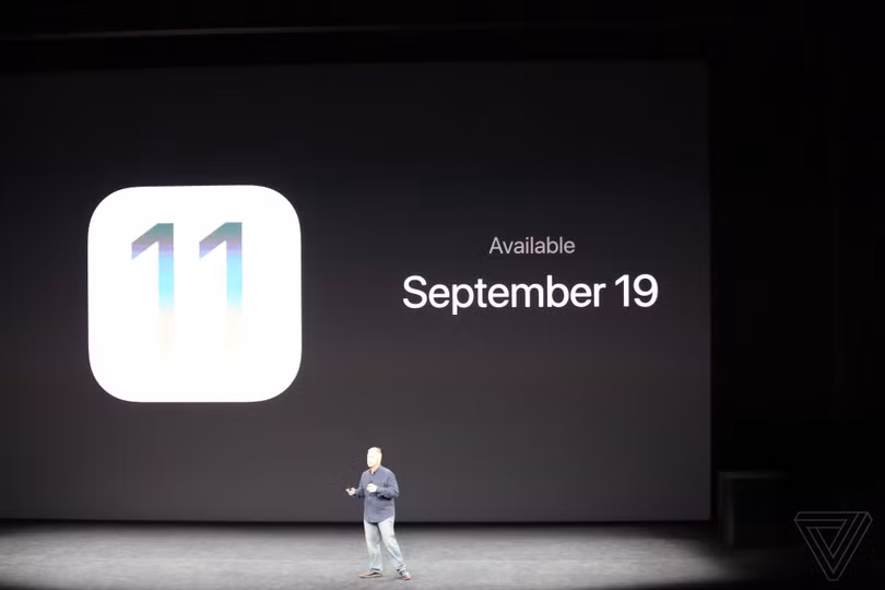 iPhone X giá từ 999 USD, lên kệ vào 3/11 ảnh 33