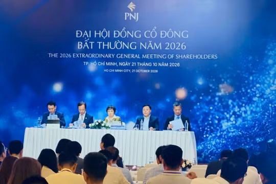 Chủ tịch Cao Thị Ngọc Dung xin lỗi cổ đông vì tổn thất đầu tư, tiết lộ thời điểm PNJ khó khăn nhất