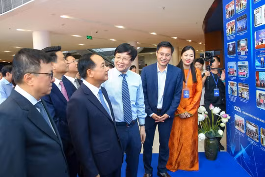 Lãnh đạo Trung ương và Hội Nhà báo Việt Nam ghi nhận, đánh giá cao những đóng góp của Hội Truyền thông số Việt Nam trong tiến trình chuyển đổi số, đổi mới sáng tạo và phát triển hệ sinh thái truyền thông số tại Việt Nam.