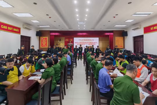Vì sao nhiều người già sập bẫy lừa sở hữu kỳ nghỉ?