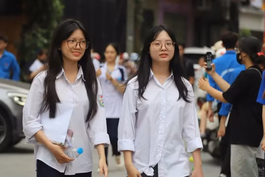 Sáng nay Bộ GD&ĐT công bố điểm thi tốt nghiệp THPT, thí sinh tra cứu điểm ở đâu?