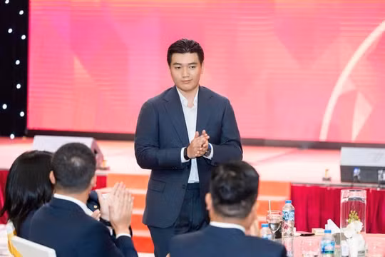 Quý tử nhà "bầu" Thuỵ làm Phó Chủ tịch sàn tiền số SCEX