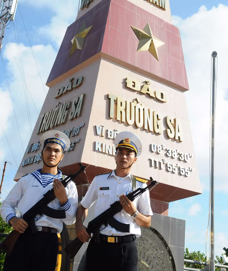 Chiến sĩ hải quân ở Trường Sa. Ảnh: Minh Thăng