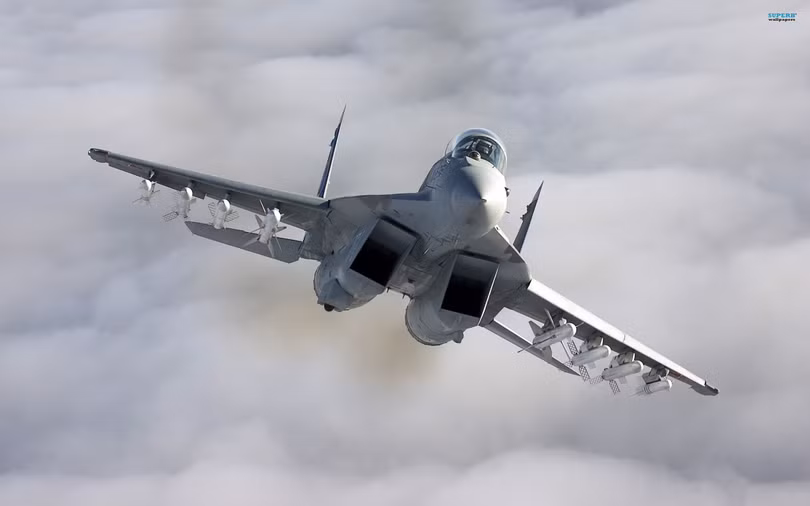 Máy bay Su- 30SM Nga cất cánh từ sân bay Hmeymim