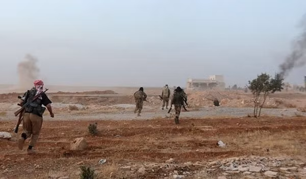 Nhóm chiến binh Jund Al-Aqsa (Al-Qaeda Syria) tấn công trên miền Bắc Hama