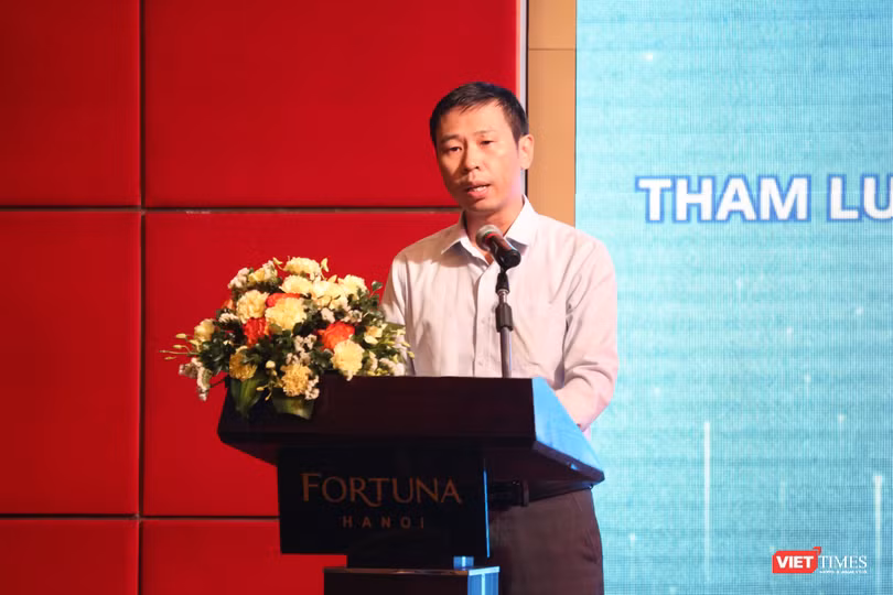 ÔNG KHÁNH.jpg